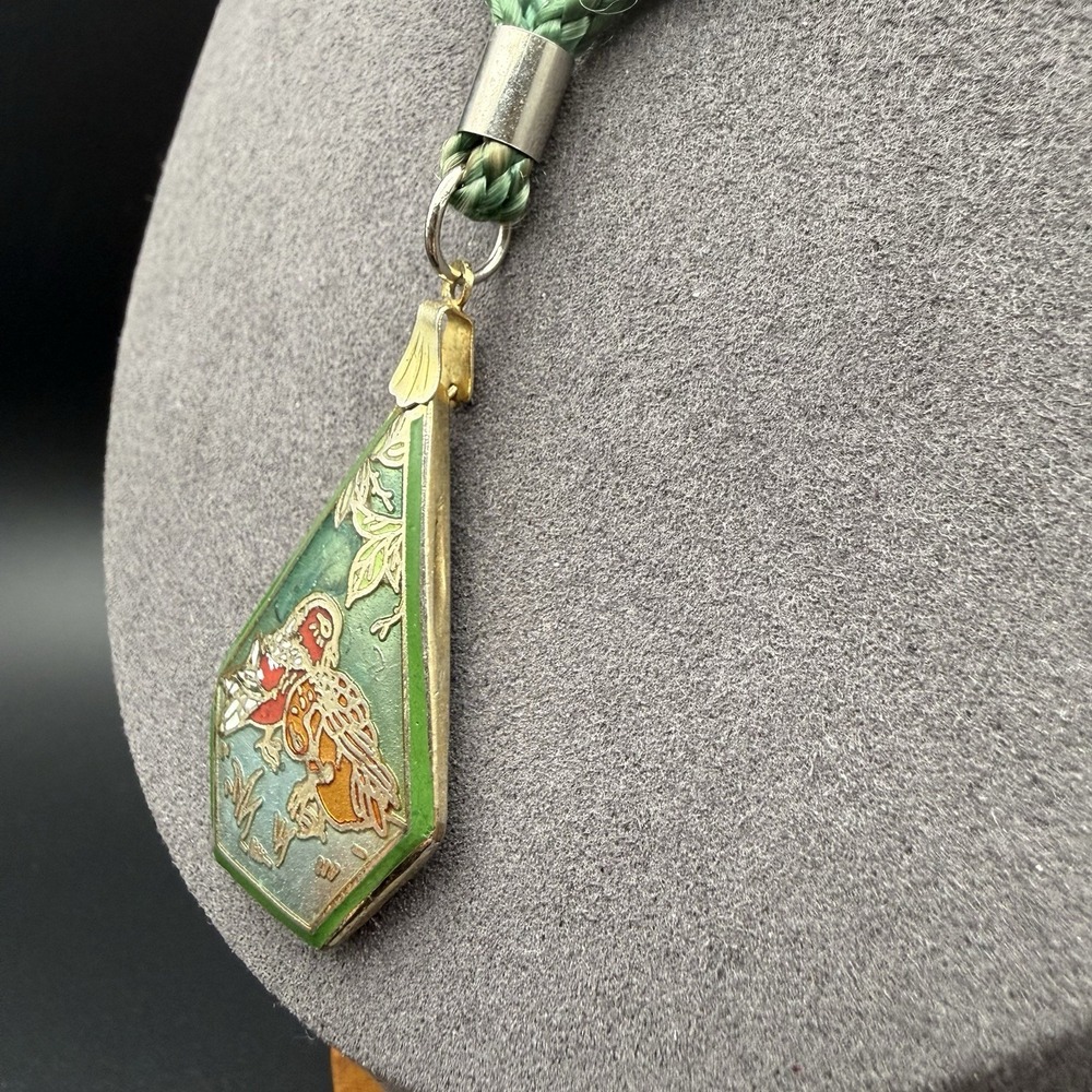 Vintage Cloisonné Enamel Bird Duck Pendant Gold Tone Green Braided Cord Necklace - Picture 5 of 11